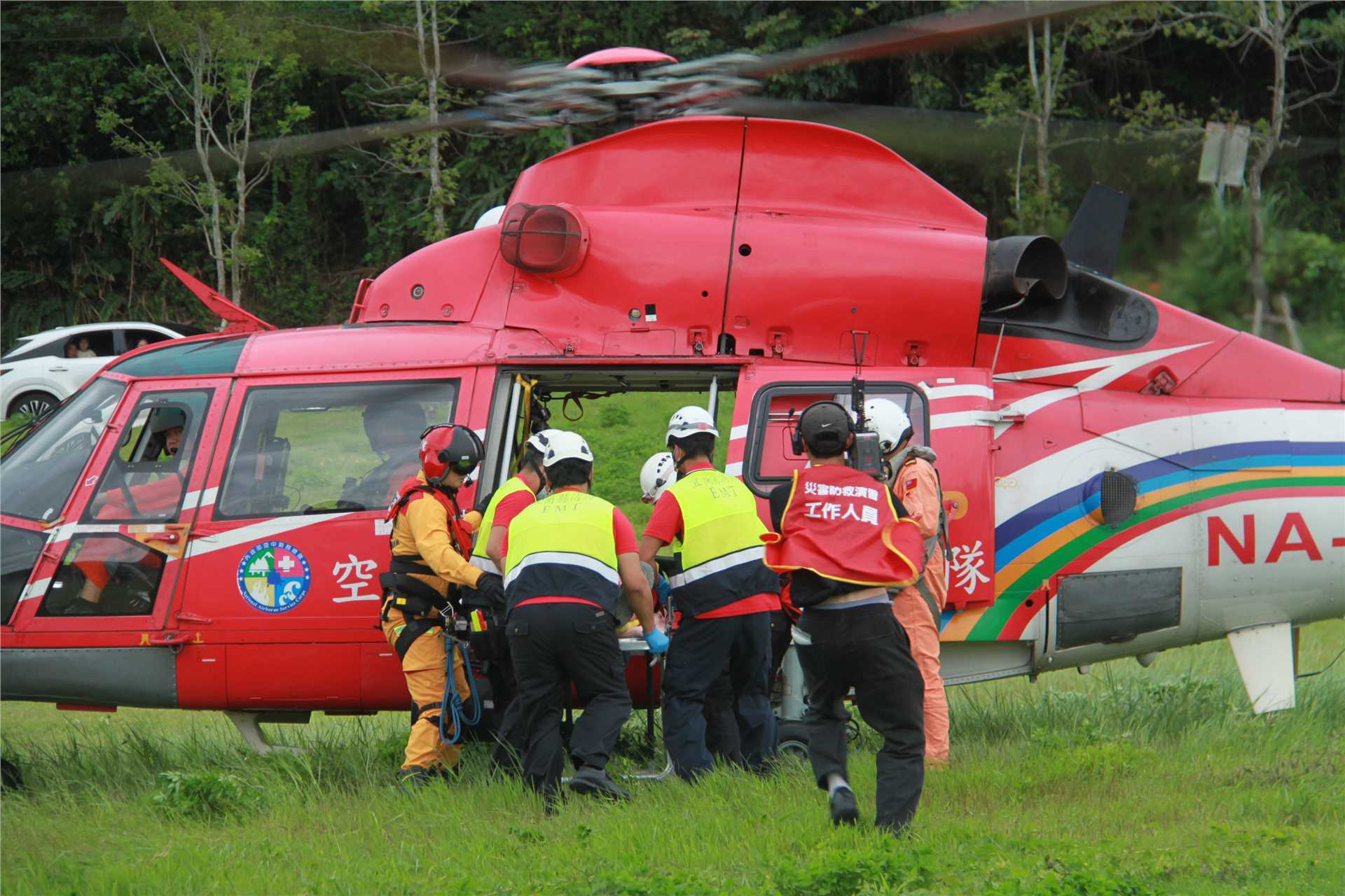 Wartime medical rescue drill for large numbers of injured people