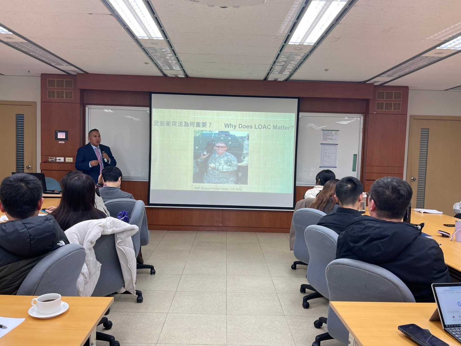 Courses on ‘‘Overview of the International Humanitarian Law’’ Courses on ‘‘Overview of the International Humanitarian Law’’