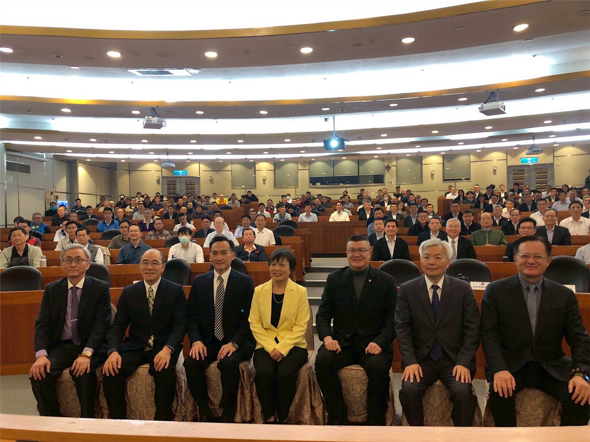 軍警消高階班合影